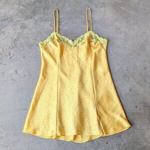 Vintage Y2K Victoria's Secret Yellow Polka Dot Lace Trim Chemise Slip medium